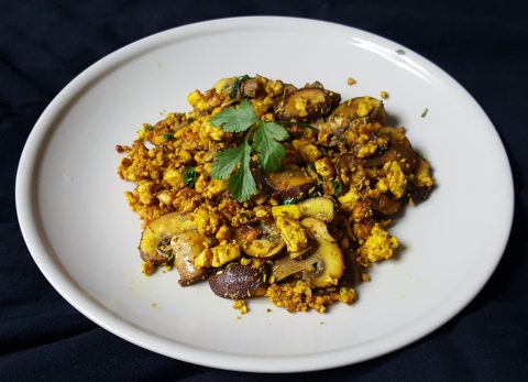 Recette Tofu brouillé aux champignons