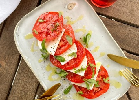 Recette Salade tomates et mozzarella végétale