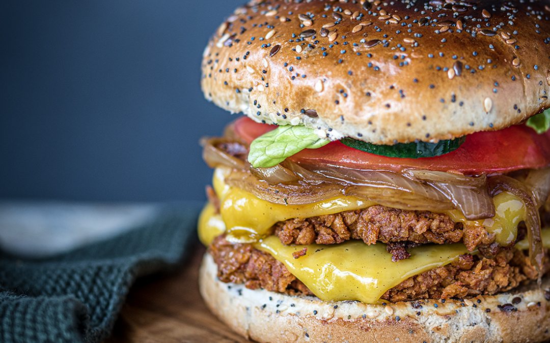 Ultimate Double Cheeseburger by Sébastien Kardinal