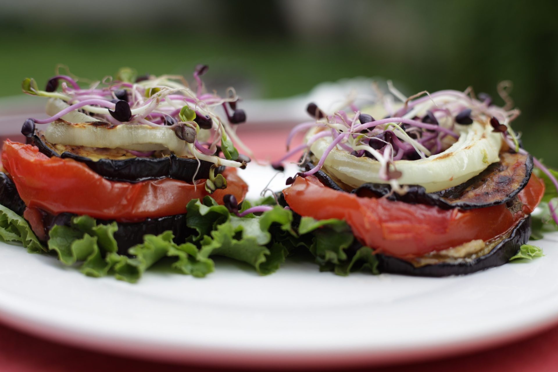 Recette Millefeuille d&rsquo;aubergine grillée au barbecue