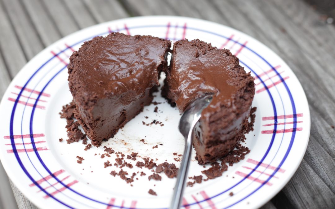 Fondant au chocolat végane et sans gluten cuit au barbecue