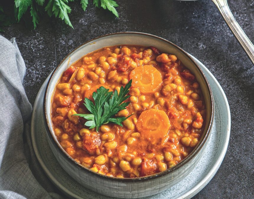 Ragoût de haricots blancs à la tomate vegan (Loubia)