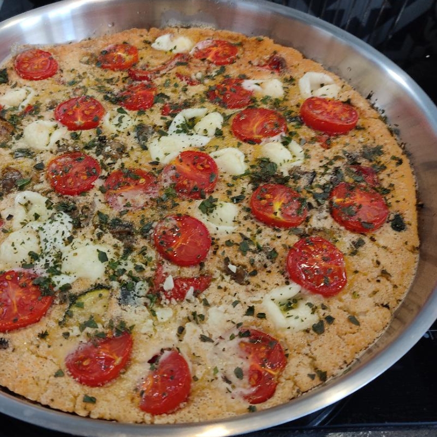 Recette Frittata végane aux courgettes, poivrons, aubergine, tomates et fêta